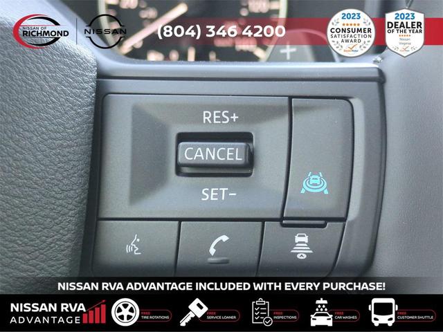 Photo of 2025 Super Black Nissan Rogue