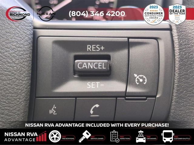 Photo of 2025 White Nissan Rogue