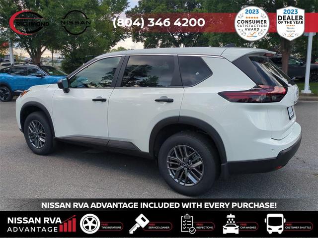 Photo of 2025 White Nissan Rogue