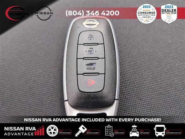 Photo of 2025 Scarlet Nissan Versa
