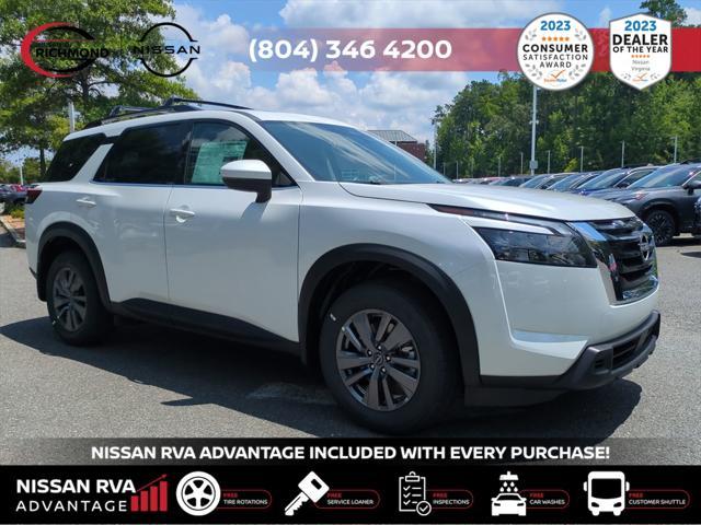 Photo of 2025 White Pearl Nissan Pathfinder