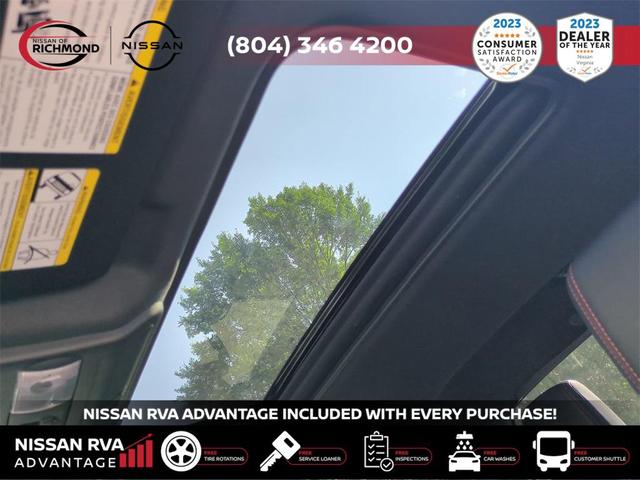Photo of 2025 Glacier White Nissan Frontier