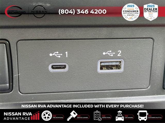 Photo of 2025 Glacier White Nissan Frontier