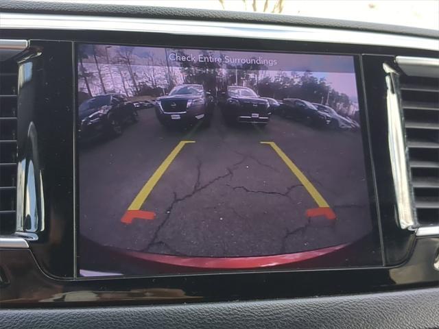 Photo of 2019 Velvet Red Pearlcoat Chrysler Pacifica