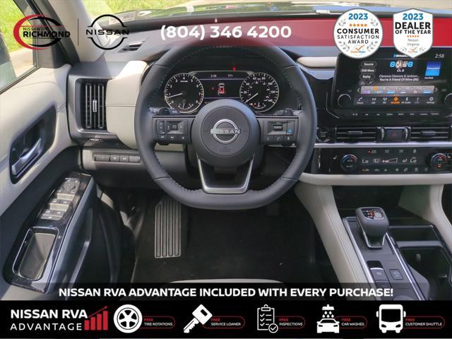 Photo of 2025 Super Black Nissan Pathfinder