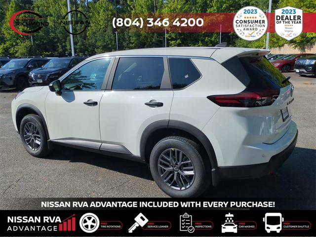 Photo of 2025 White Nissan Rogue