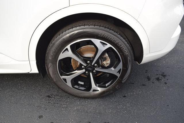 Photo of 2023 White Ford Escape