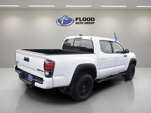 Photo of 2019 White Toyota Tacoma