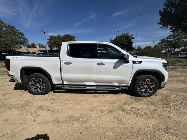 Photo of 2024 White GMC Sierra 1500