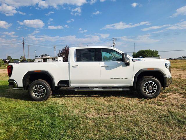 Photo of 2025 White GMC Sierra 2500