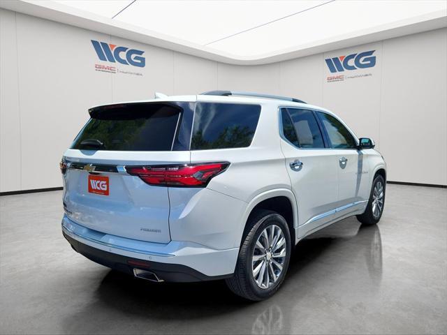 Photo of 2023 White Chevrolet Traverse