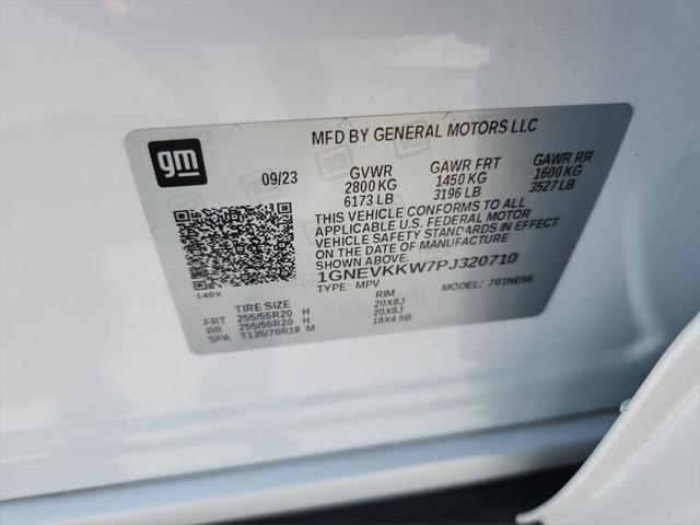 Photo of 2023 White Chevrolet Traverse
