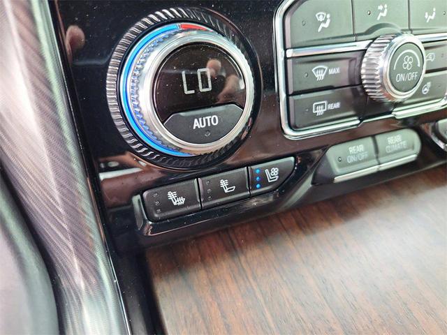 Photo of 2024 White GMC Yukon