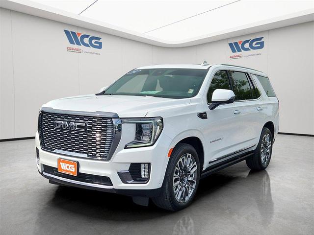 Photo of 2024 White GMC Yukon