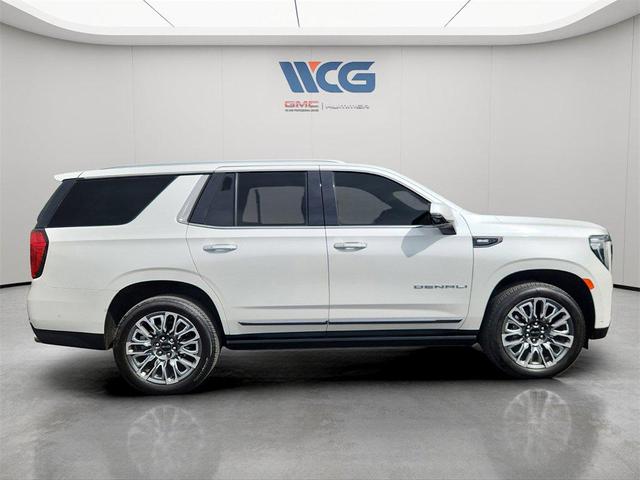 Photo of 2024 White GMC Yukon