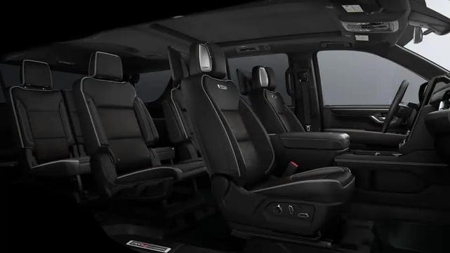 Photo of 2026 White GMC Yukon