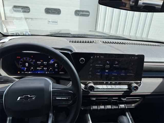 Photo of 2024 Black Chevrolet Colorado