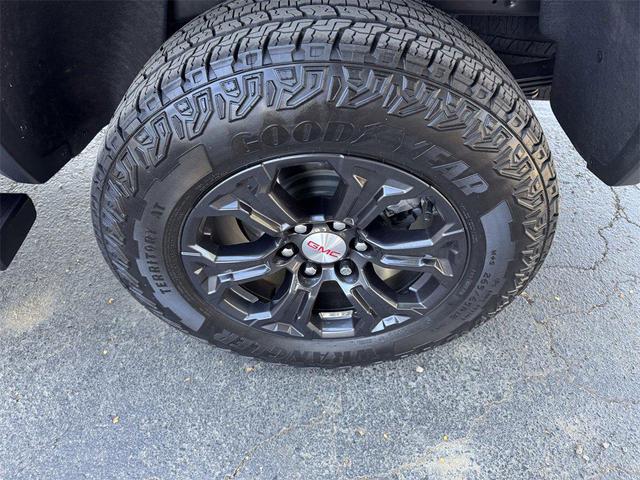Photo of 2024 Red GMC Canyon