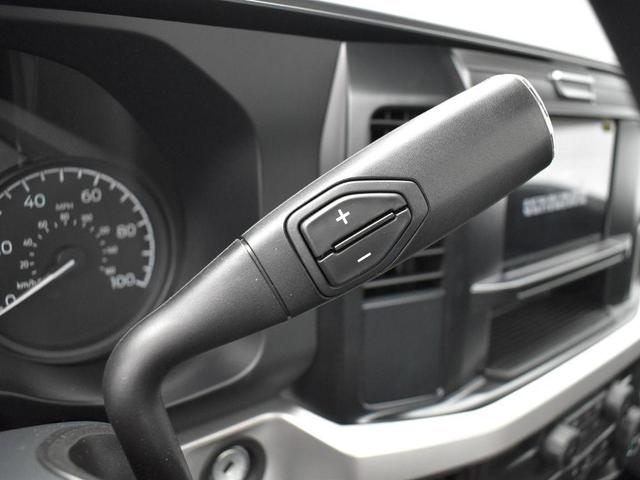 Photo of 2025 Oxford White Ford F-350