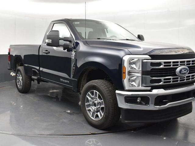 Photo of 2025 Antimatter Blue Metallic Ford F-250
