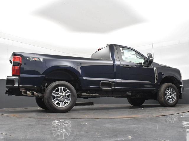 Photo of 2025 Antimatter Blue Metallic Ford F-250