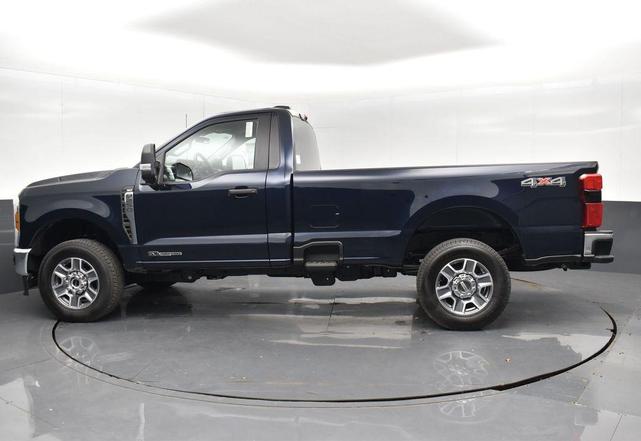 Photo of 2025 Antimatter Blue Metallic Ford F-250