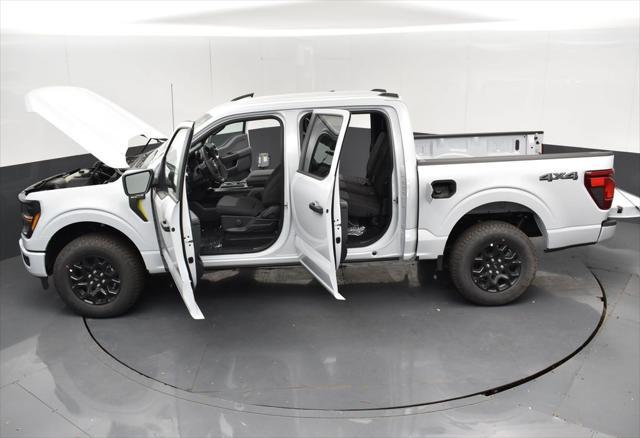 Photo of 2025 Space White Metallic Ford F-150