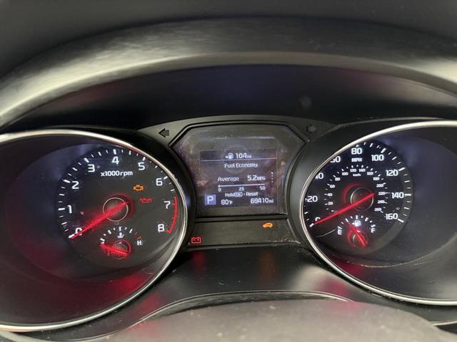 Photo of 2020 Aurora Black Kia Sedona