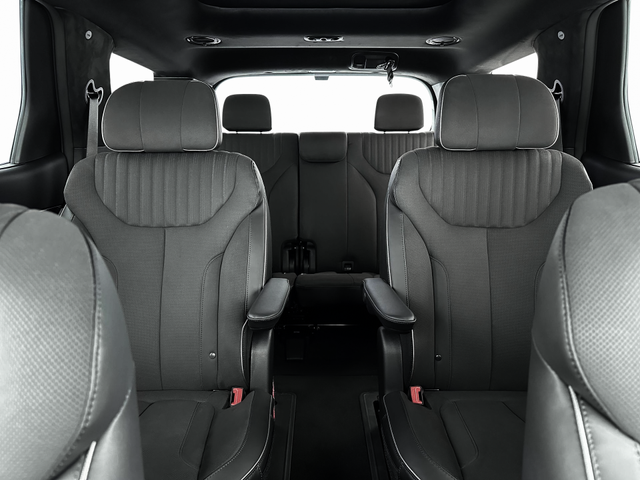 Photo of 2025 Abyss Black Pearl Hyundai PALISADE