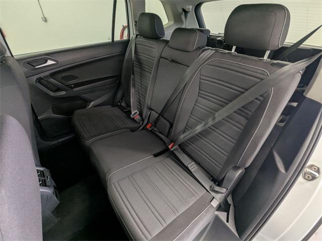 Photo of 2022 Pure White Volkswagen Tiguan