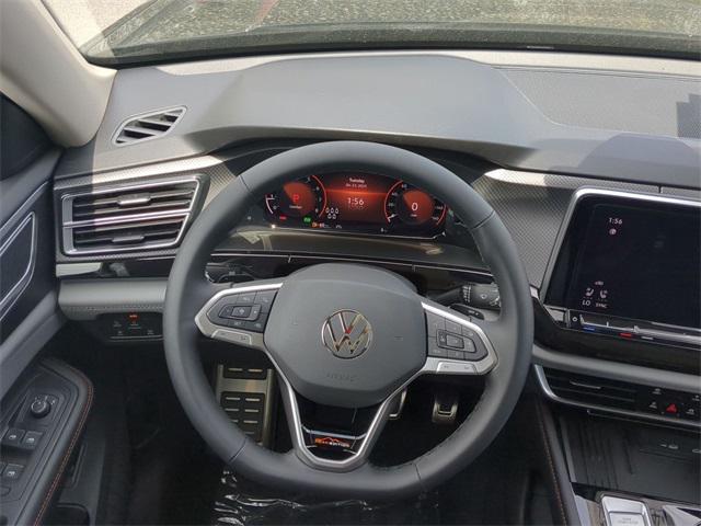 Photo of 2025 Deep Black Volkswagen Atlas