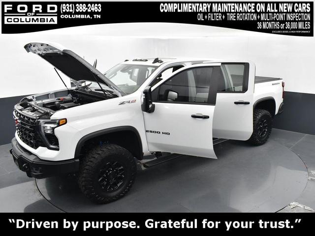 Photo of 2025 Summit White Chevrolet Silverado 2500