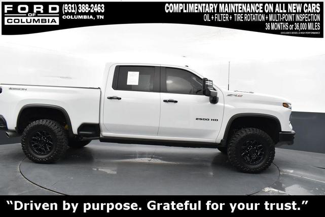 Photo of 2025 Summit White Chevrolet Silverado 2500