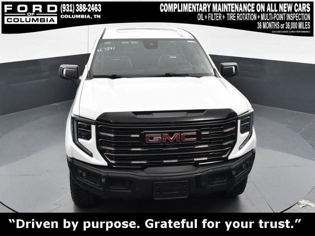 Photo of 2023 Summit White GMC Sierra 1500