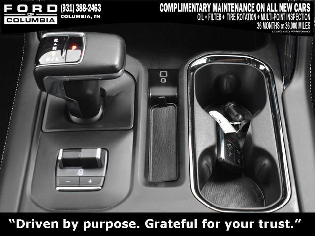 Photo of 2023 Summit White GMC Sierra 1500