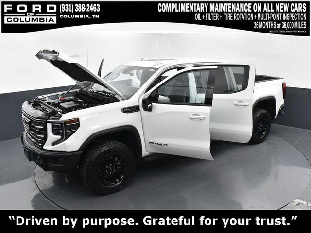 Photo of 2023 Summit White GMC Sierra 1500