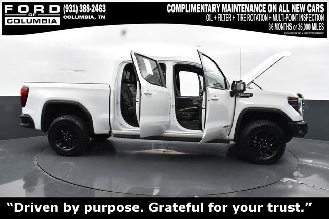 Photo of 2023 Summit White GMC Sierra 1500