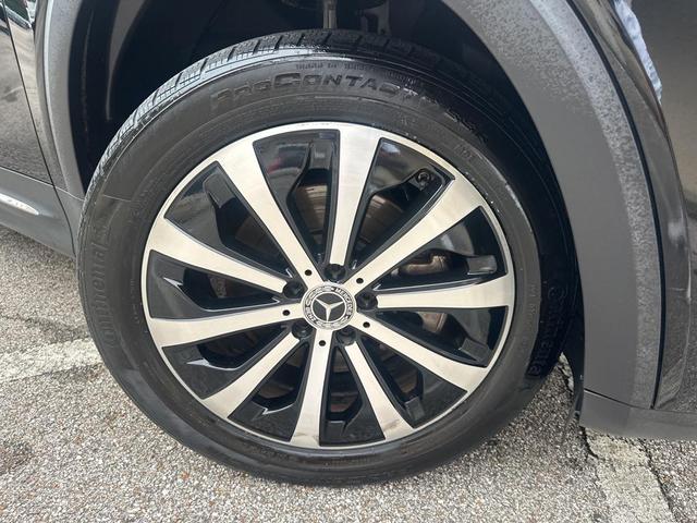 Photo of 2020 Black Mercedes-Benz GLB 250