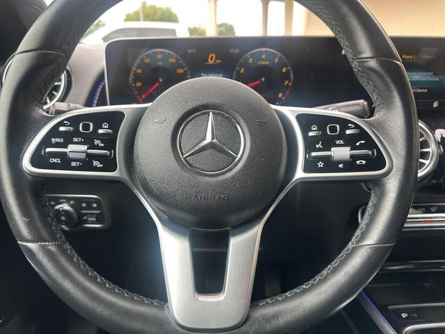 Photo of 2020 Black Mercedes-Benz GLB 250