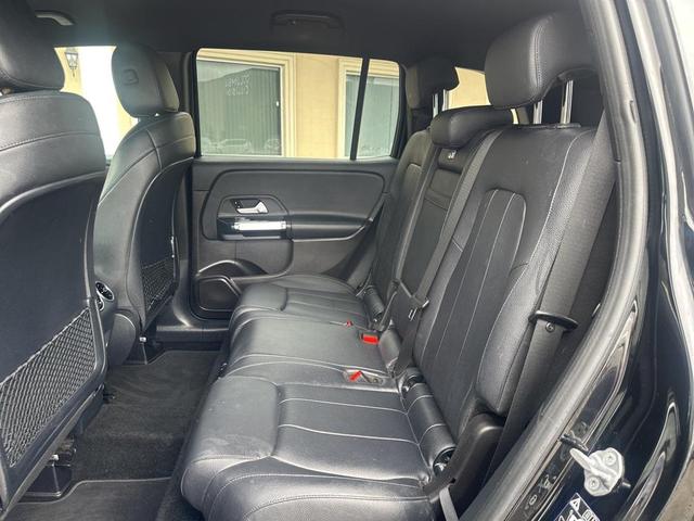 Photo of 2020 Black Mercedes-Benz GLB 250