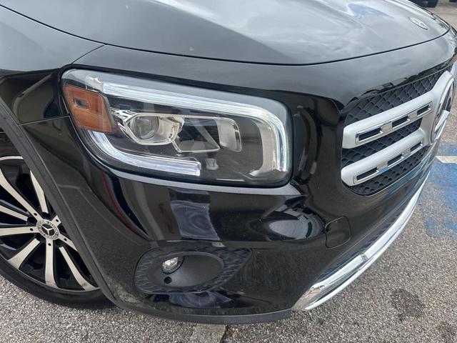 Photo of 2020 Black Mercedes-Benz GLB 250