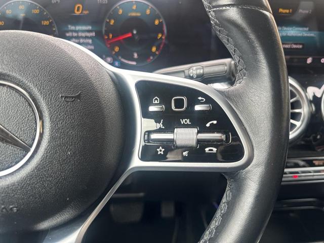 Photo of 2020 Black Mercedes-Benz GLB 250
