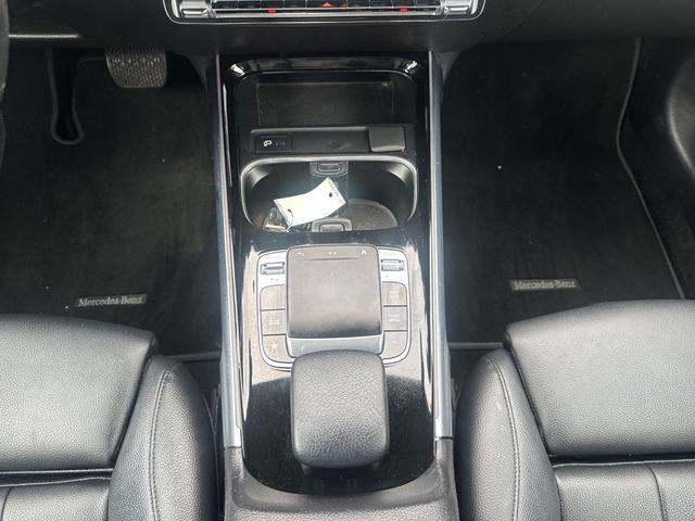 Photo of 2020 Black Mercedes-Benz GLB 250