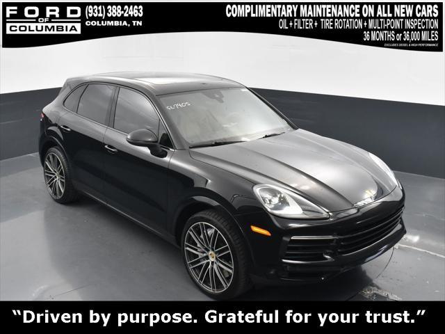 Photo of 2022 Black Porsche Cayenne