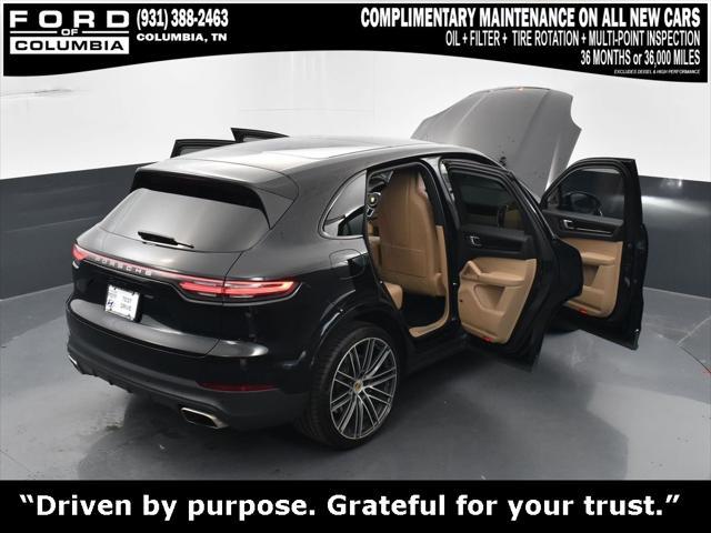 Photo of 2022 Black Porsche Cayenne