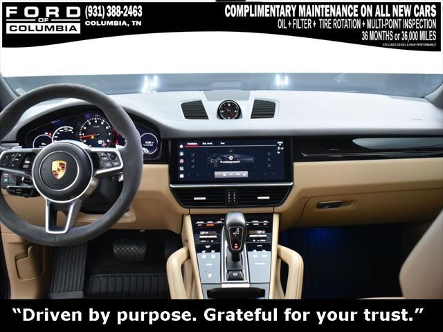 Photo of 2022 Black Porsche Cayenne
