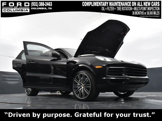 Photo of 2022 Black Porsche Cayenne