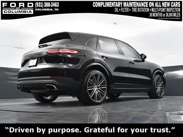 Photo of 2022 Black Porsche Cayenne