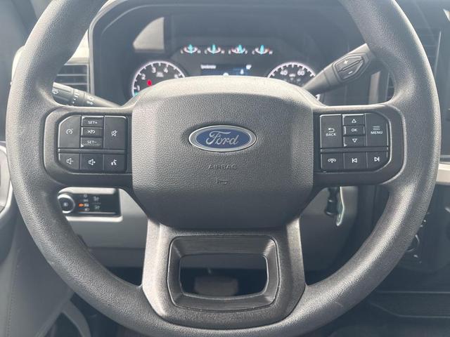 Photo of 2024 Oxford White Ford F-250