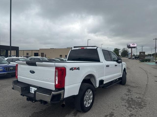 Photo of 2024 Oxford White Ford F-250